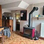 Le Clos De Tournes Couette-café 3*