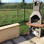Le Clos De Tournes Bed & Breakfast