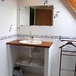 Le Clos De Tournes Bed & Breakfast 3*