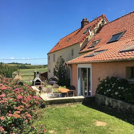 Le Clos De Tournes Bed & Breakfast 3*